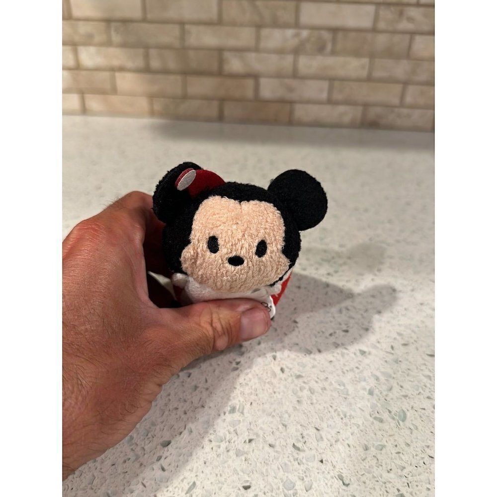 Disney Mini Tsum Tsum Minnie Mouse‎ Christmas Plush Collectible b20